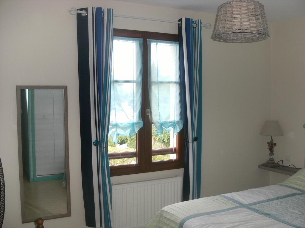 Hotel Les Confins Du Perche Tuffé Zimmer foto