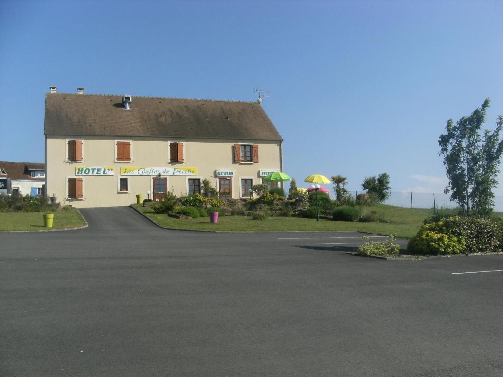 Hotel Les Confins Du Perche Tuffé Exterior foto